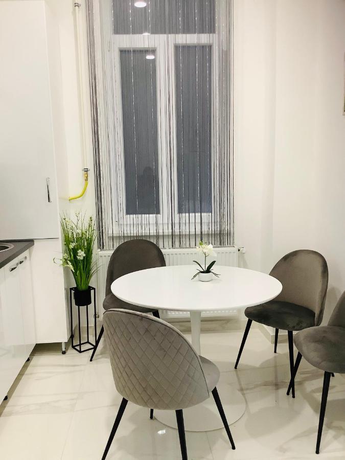 Belvarosi Apartman 1 Daire Miskolc Dış mekan fotoğraf
